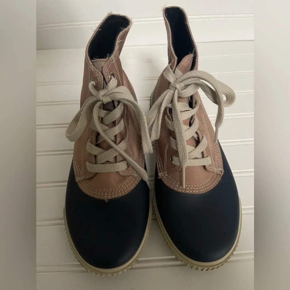 Cougar Womens Size 8 Lace Up Duck Blue Tan Nylon Rubber Rain boots Size 8